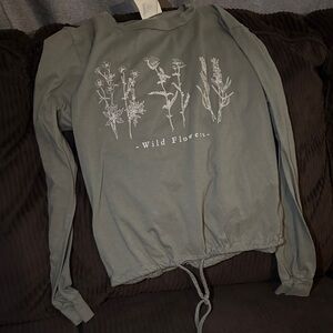 Wild Flowers Long Sleeve Tee - Gray